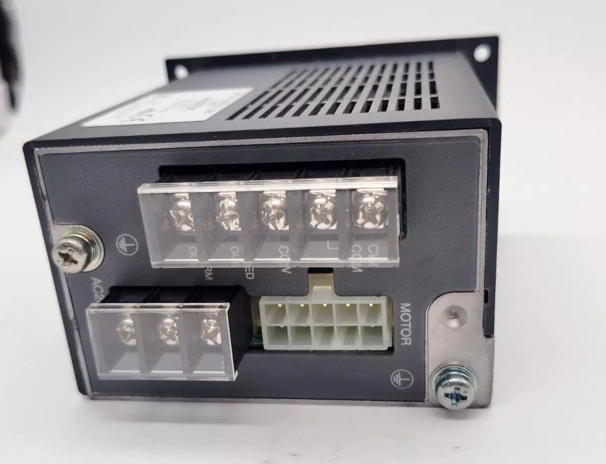 Oriental Motor AXUD25C Brushless Speed Control Unit 200-230 VAC Motor Controller