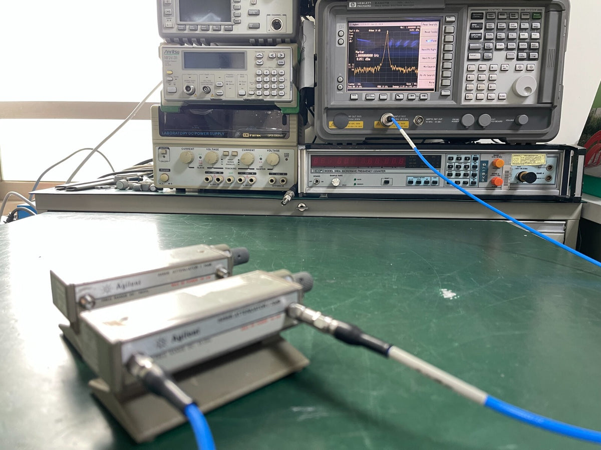 HP Agilent 8495B Step Attenuator 0-18GHz , 0-70dB , 10dB steps