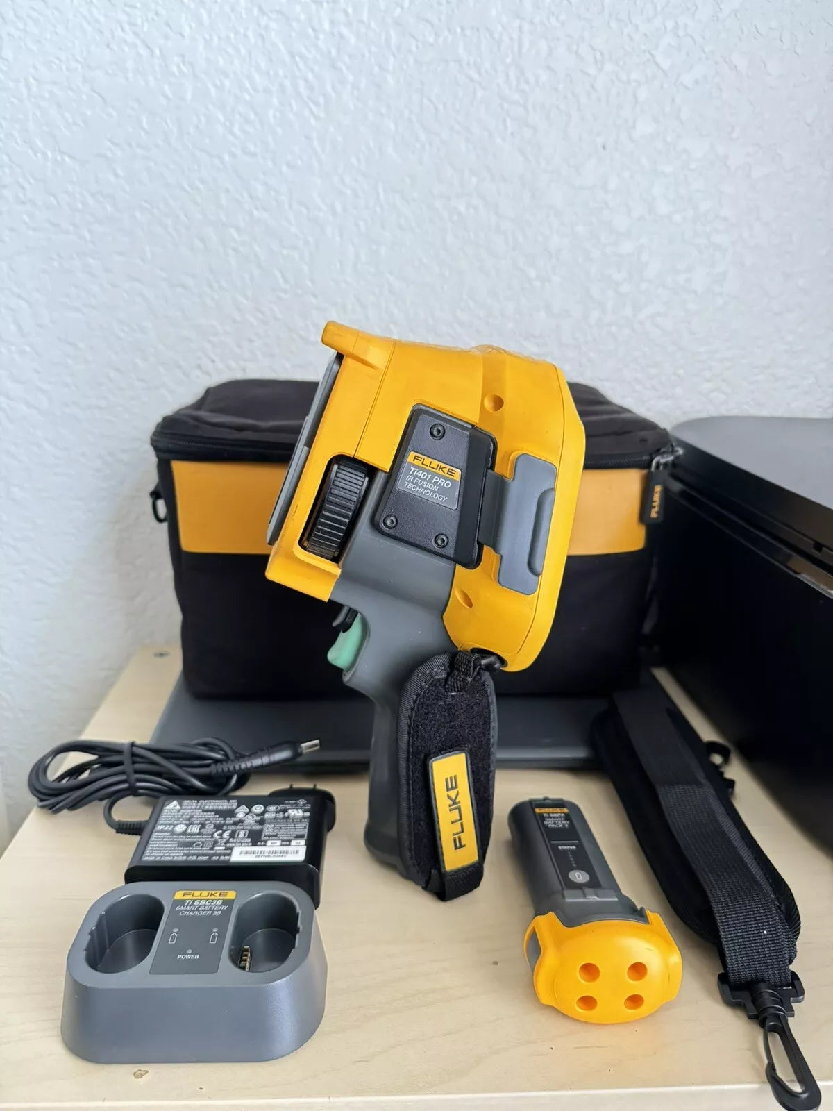 Fluke Ti401-PRO 60Hz 640 x 480 Infrared Thermal Imaging Camera IR