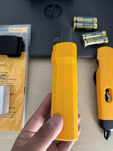 FLUKE IRR1-SOL Solar Irradiance Meter with Case - New