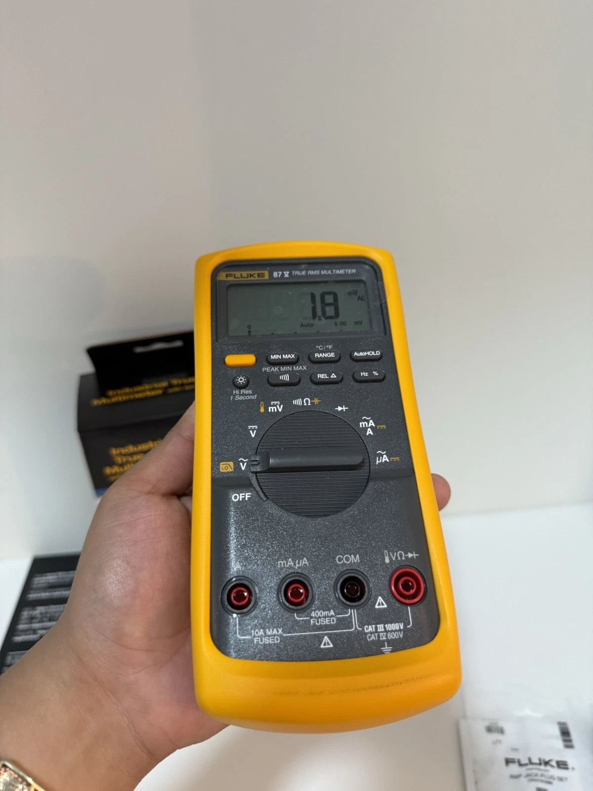 Fluke 87-V Industrial True RMS Digital Multimeter (MFG 2024)