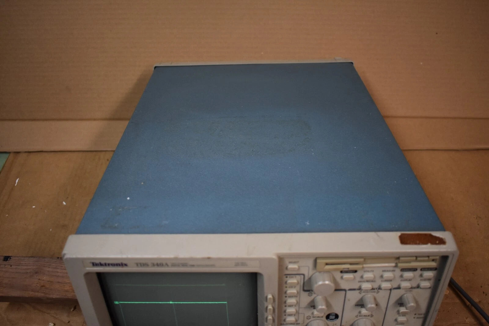 Anainstr Compact Digital Multimeter with Auto-Ranging Function