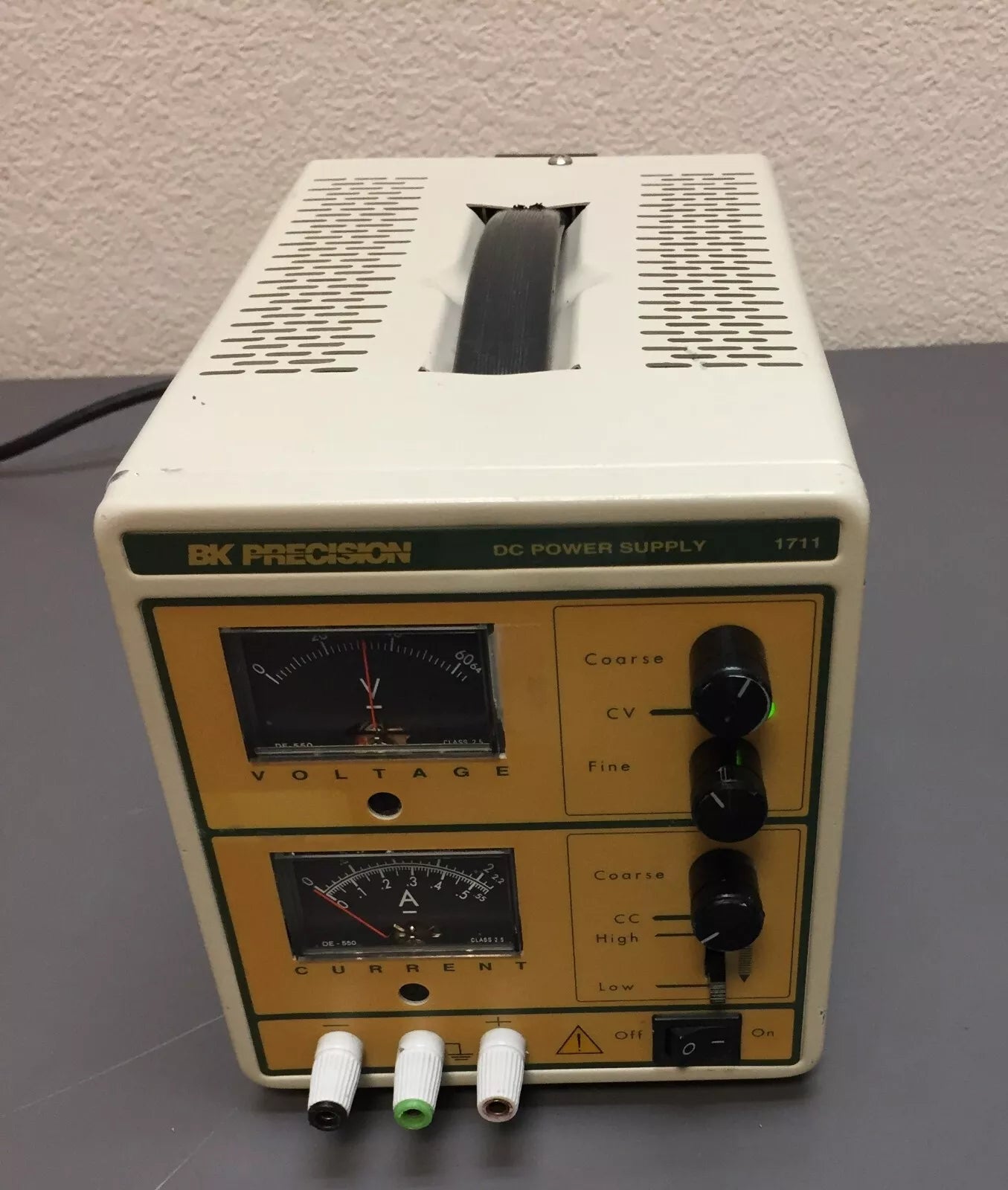 BK Precision Model 1711 DC Power Supply