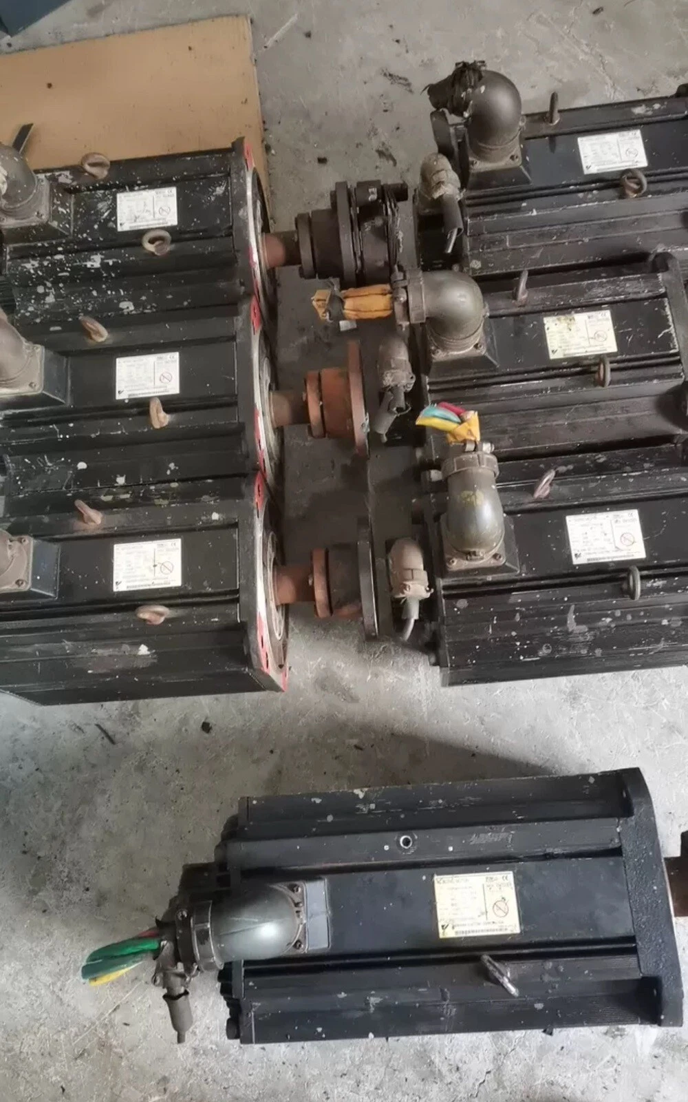 Yaskawa SGMGH-1AACA61