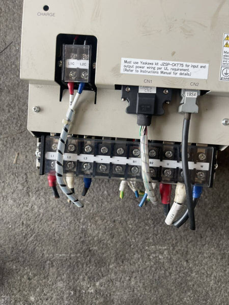 Yaskawa SGDM-60ADA Servopack Servo Drive