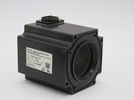 Omron R88M-1M40030T-BS2 Servo Motor Absolute Encoder 200 VAC