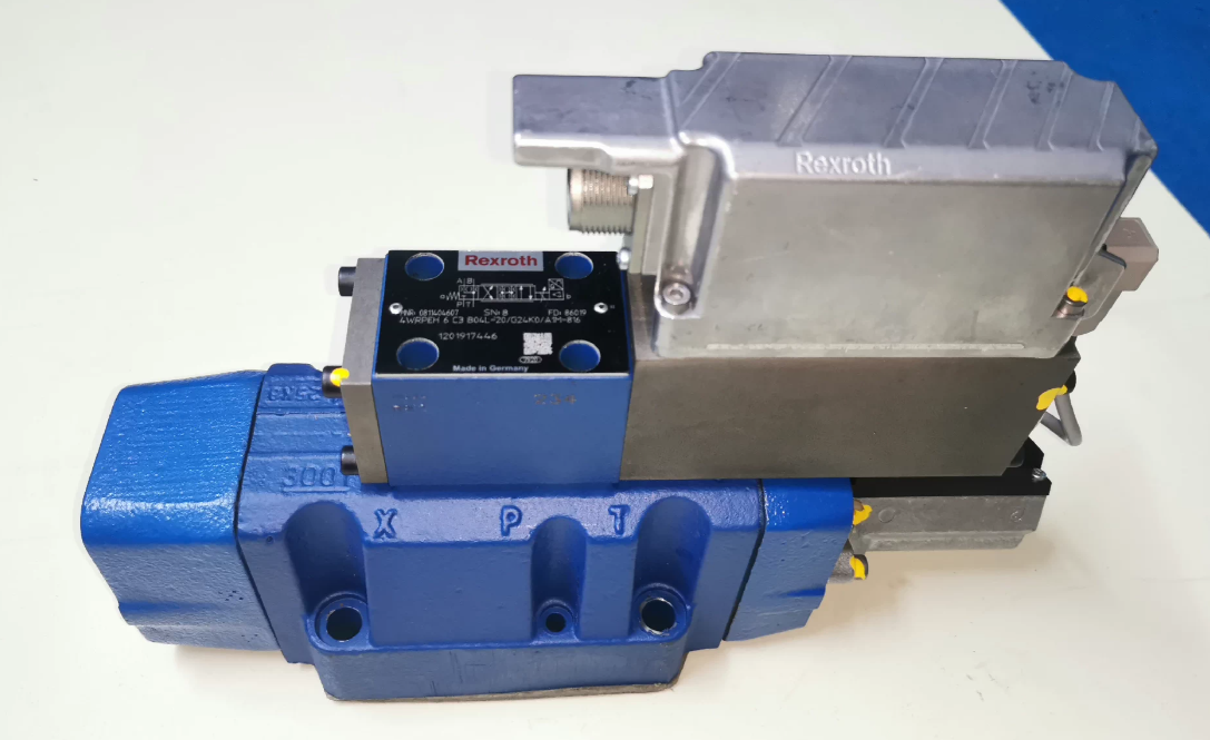 1PC Rexroth 0811404607 4WRPEH 6 C3 B04L-2X/G24K0/<wbr/>A1M-816 Proportional Valve