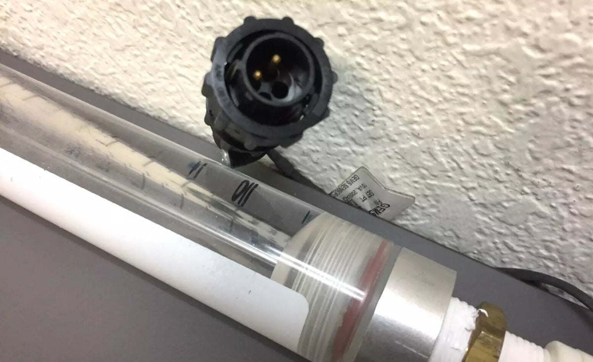 Blue White F-400 Flowmeter with GEMS FS-380P, 3/8 MNPT Piston Liquid Flow Switch