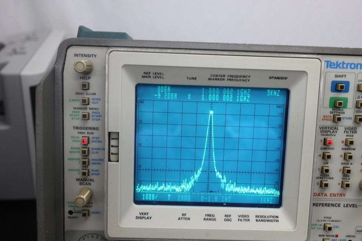 Tektronix 497P 100Hz-7.1GHz Spectrum Analyzer