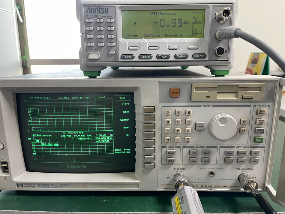 HP Agilent 8714ET RF Vector T/R Network Analyzer 300 kHz - 3 GHz _50333 - XG eqpt