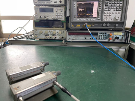 HP Agilent 8495B Step Attenuator 0-18GHz , 0-70dB , 10dB steps - XG eqpt