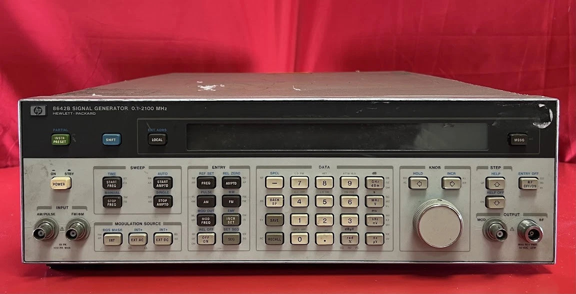 Agilent/Keysight 8642B Opt. 001 Signal Generator 100 kHz - 2115 MHz