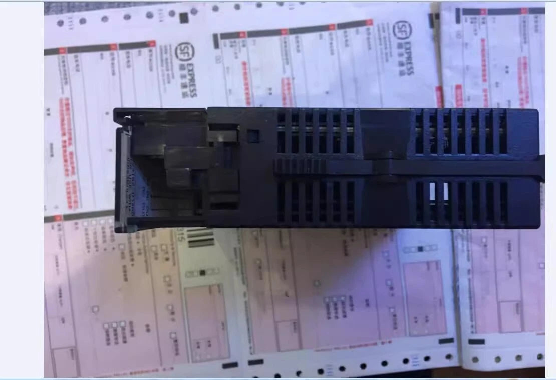 GE Fanuc IC693MDL740H Digital Output Module 12/24VDC