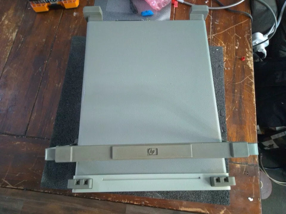 HP 8593E Spectrum Analyzer 9 kHz-26.5 GHz Calibrated Tracking Generator