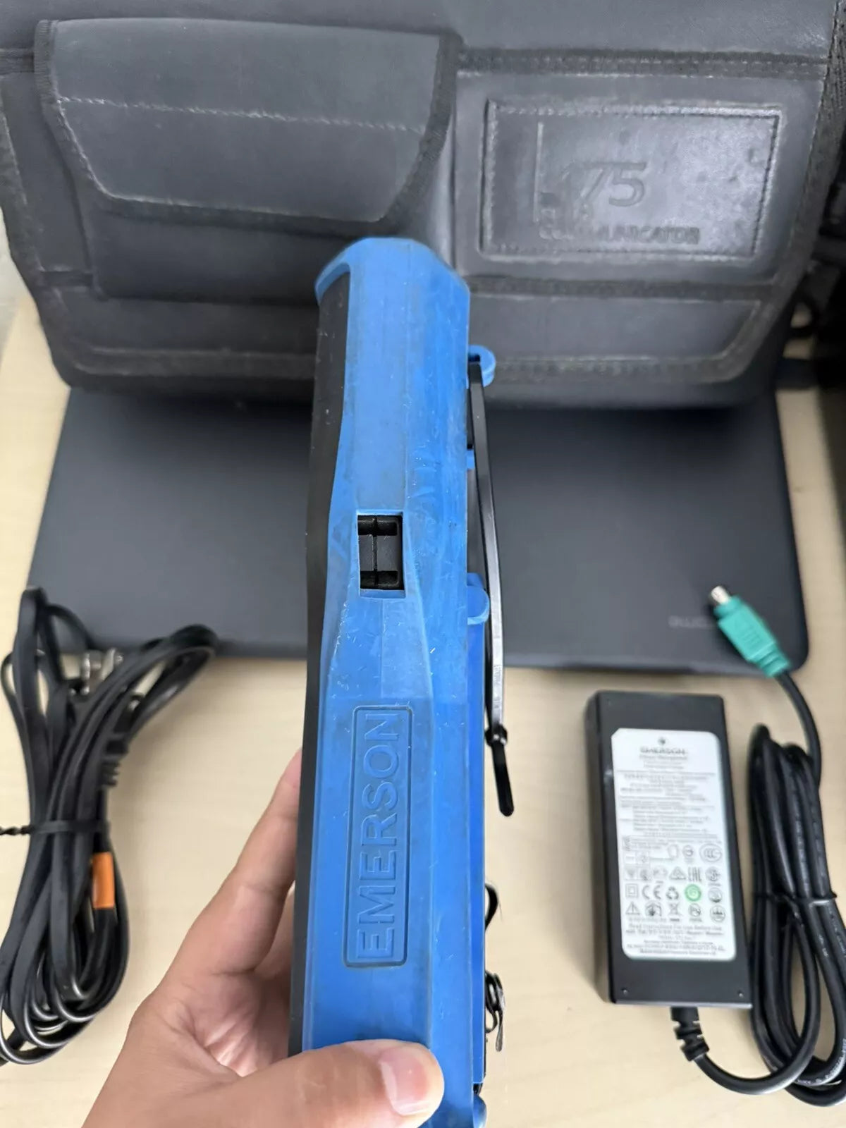 EMERSON 475 Field Communicator 3.9 HART with Bag & Charger