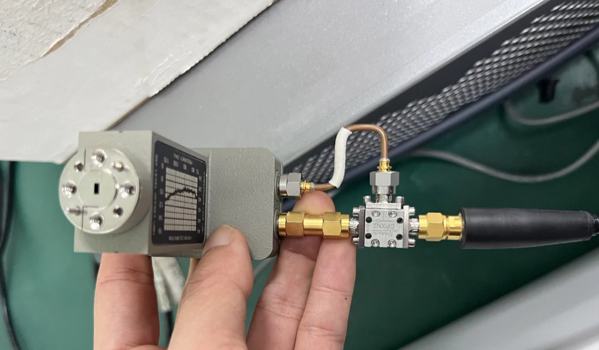 1PC Keysight 11970W N9029BE13 waveguide harmonic mixer