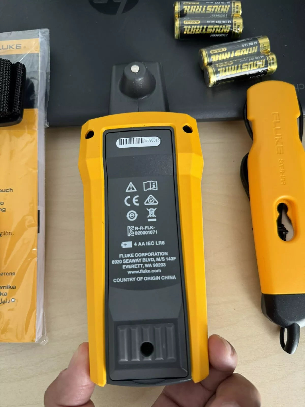 FLUKE IRR1-SOL Solar Irradiance Meter with Case - New