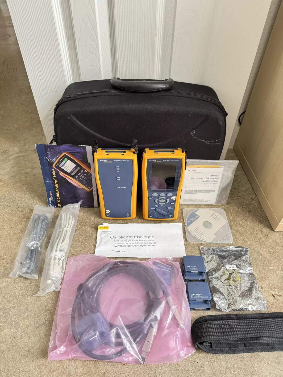 Fluke Networks DTX-1800 Cat6 Cat6a Cable Tester Analyzer Kit