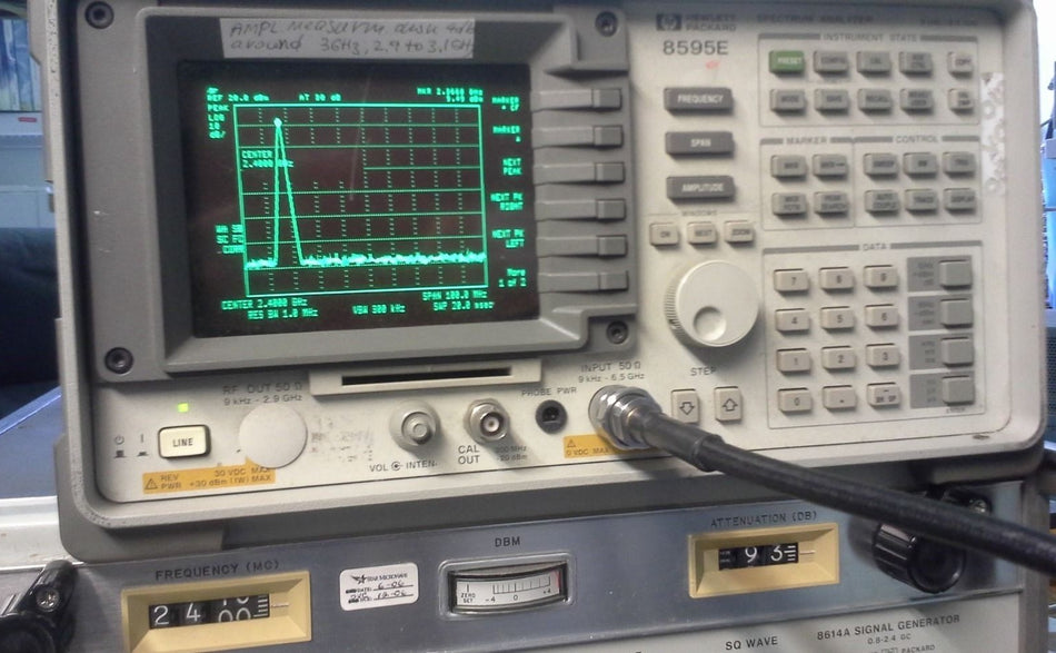 HP 8614A RF Signal Generator 800MHz to 2.4GHz