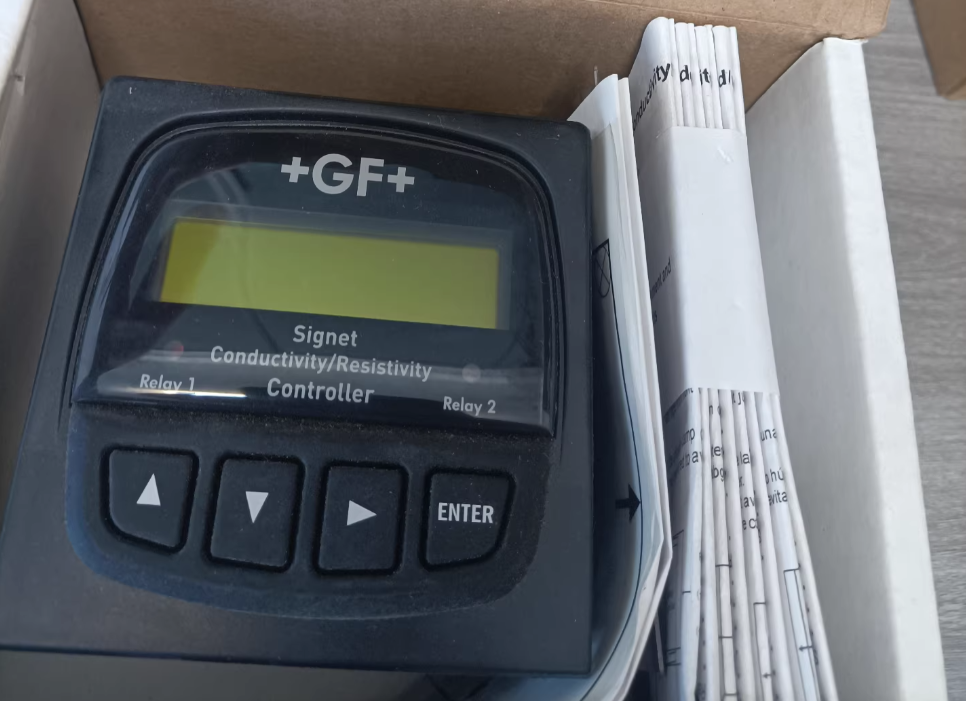 +GF+ Signet Dual Channel Controller 3-8860 Conductivity/R<wbr/>esistivity Transmitter