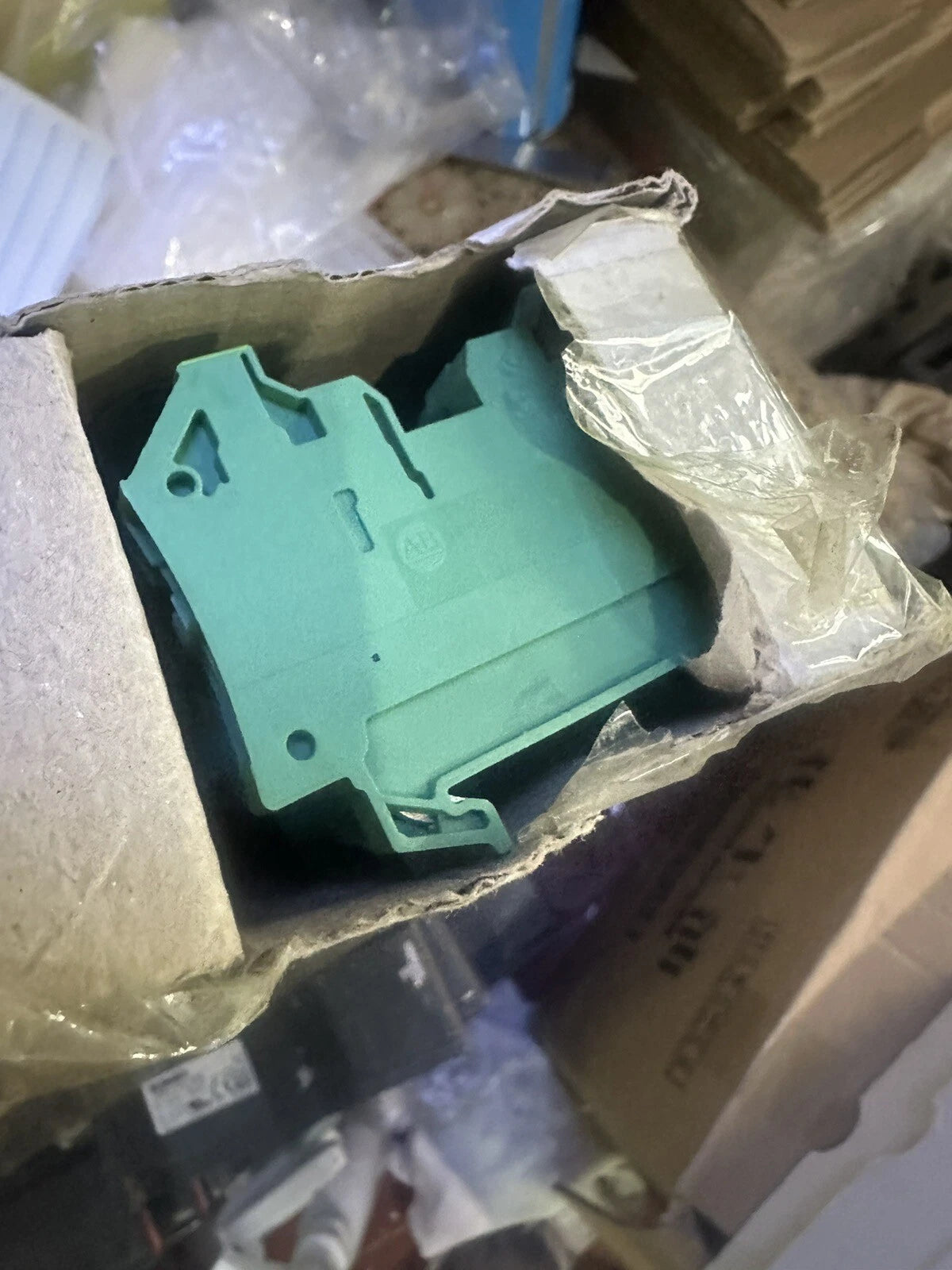 50PCS X 1492-JG4Q / 1492JG4Q Terminal Block Connectors (IN BOX)
