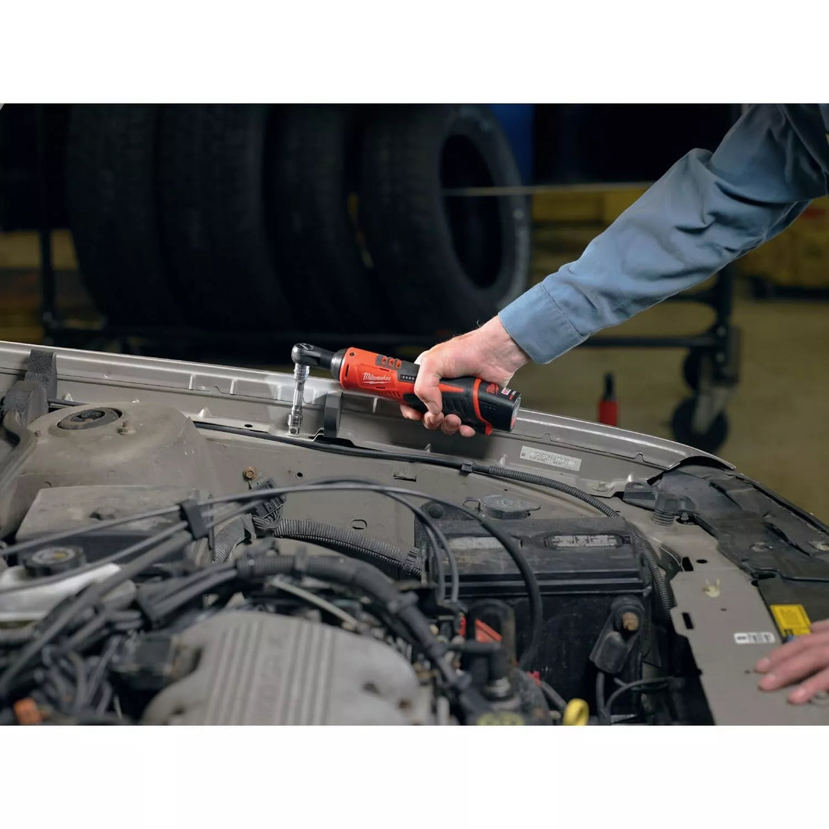 Milwaukee M12 3/8 Cordless Ratchet Tool, 12V Battery-Powered