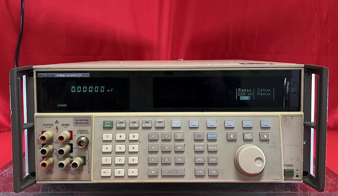 Fluke 5720A Multifunction Calibrator with Opt. 03 Wideband, CT5270004