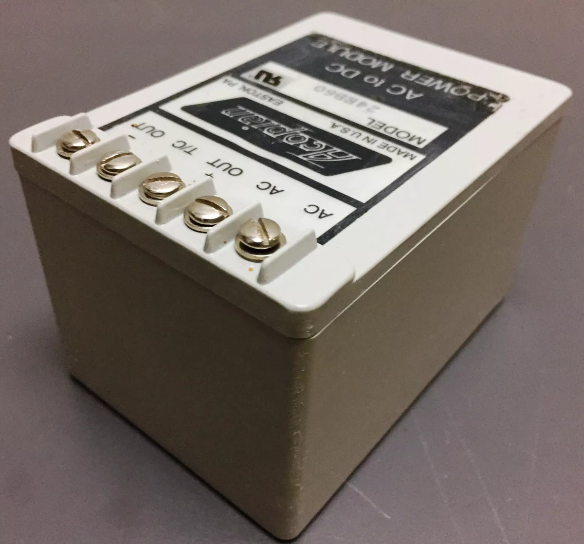 Acopian Model 24EB60 AC to DC Linear Regulated Power Supply