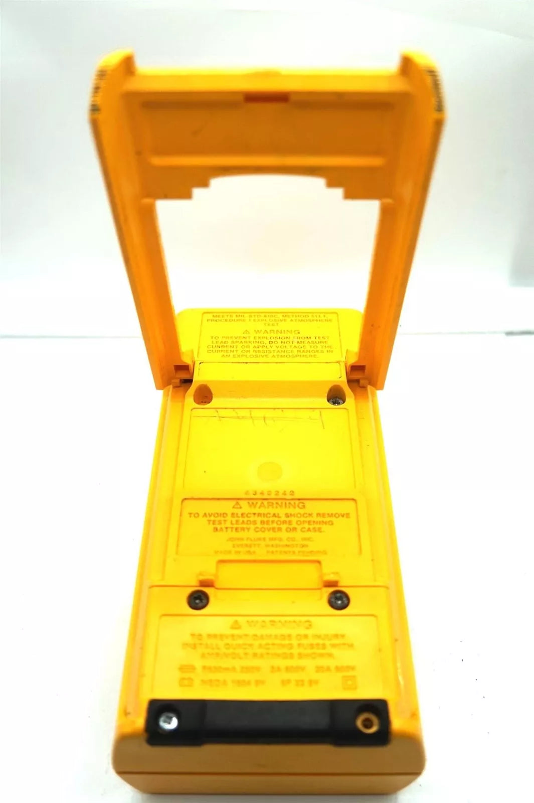 Fluke 27 Multimeter for Accurate Electrical Measurements