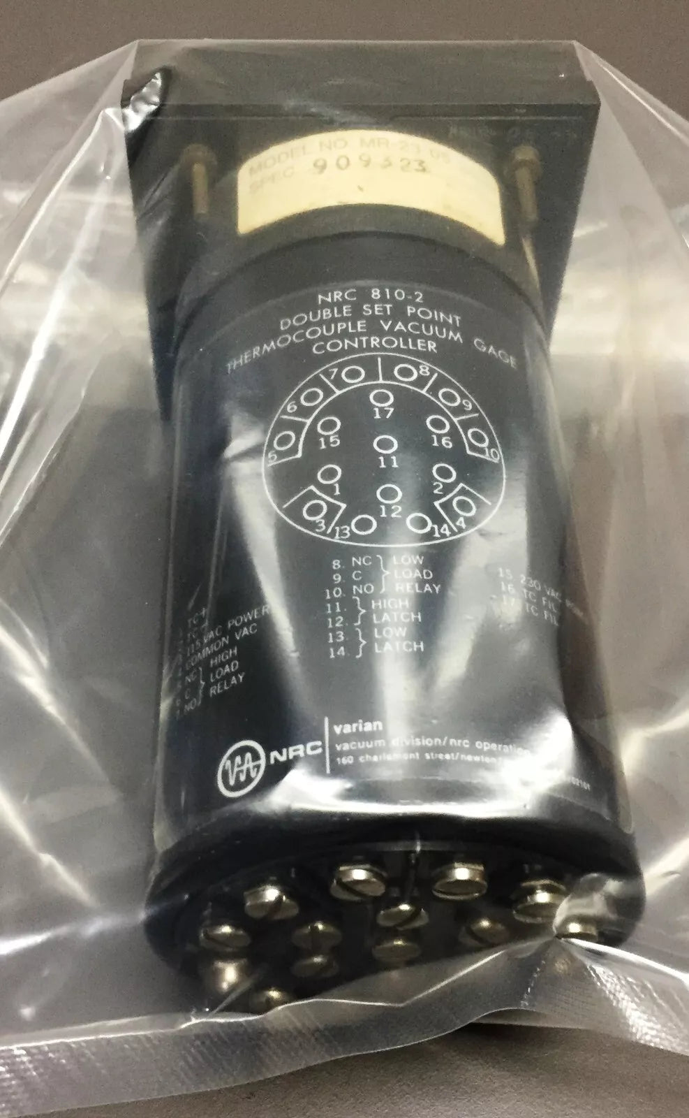 Varian MR-23-05 Double Set Point 810-2 Thermocouple Vacuum Gauge Controller