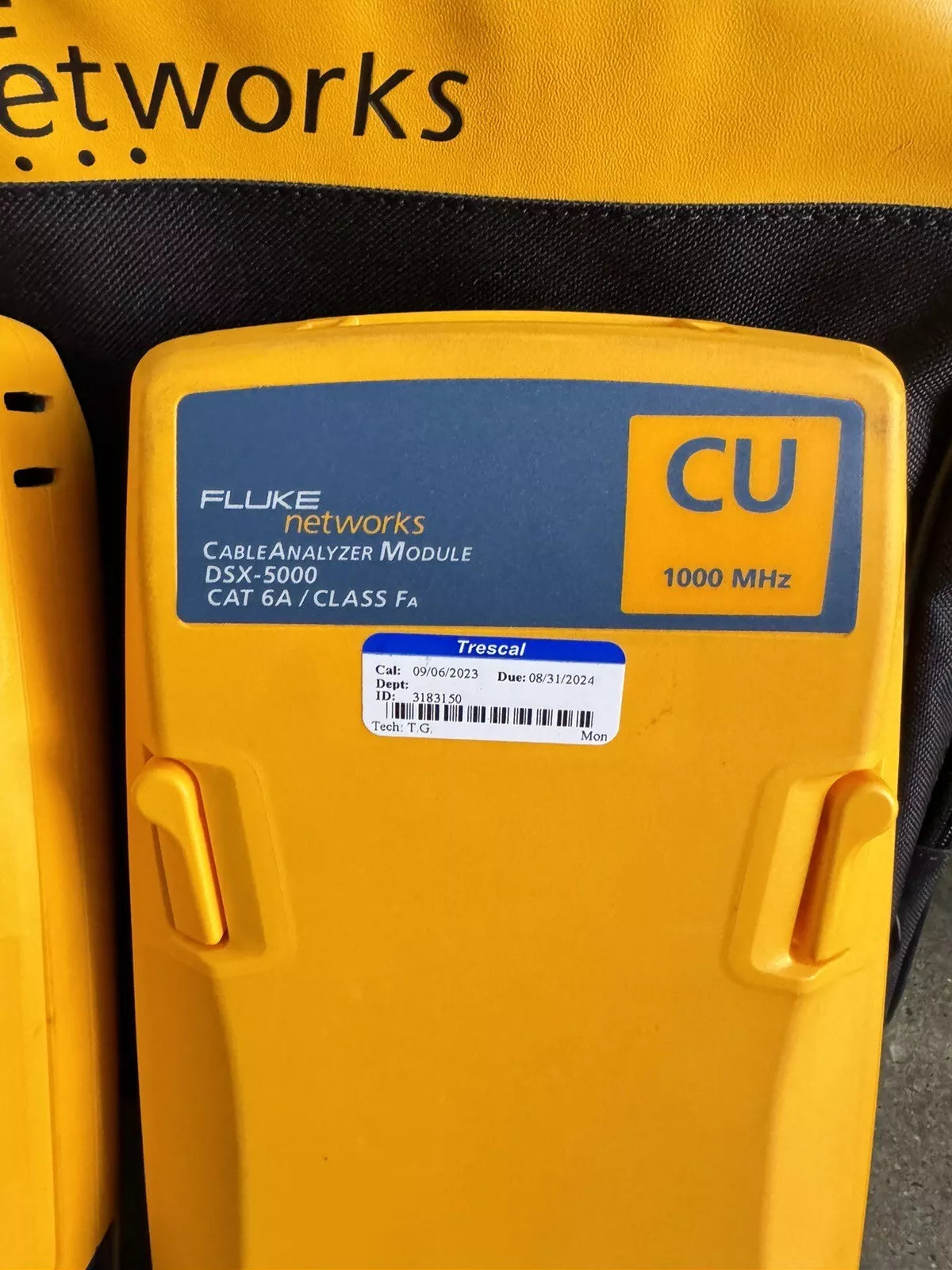 Fluke Networks DSX-5000 Versiv Cat6 LAN Cable Certifier Tester (CAL 2023-2024)