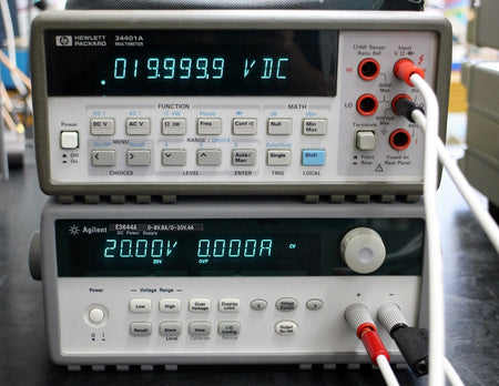 Agilent E3644A 8V 8A / 20V 4A DC Power Supply