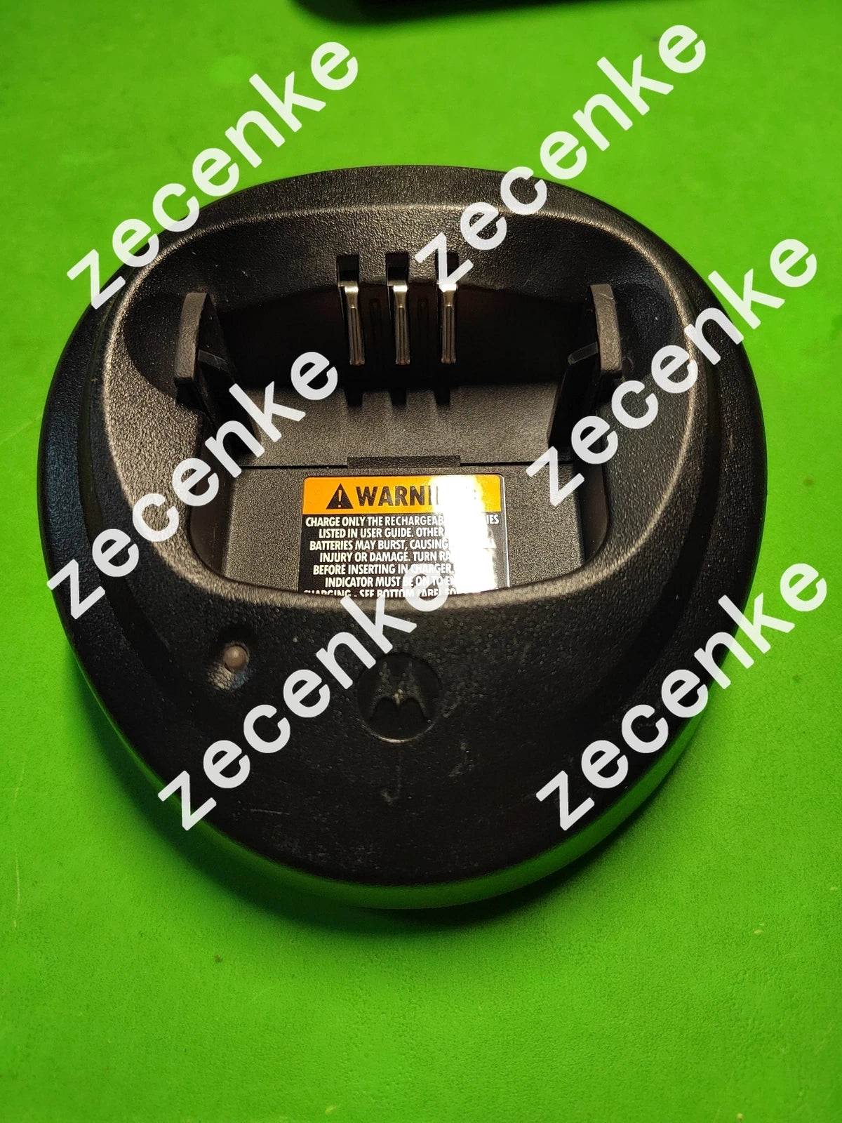 Motorola GP3688 P3688 Original Charging Stand