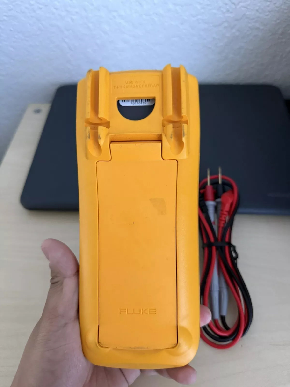 Fluke 1587 FC 2 in 1 Handheld Digital Insulation Multimeter