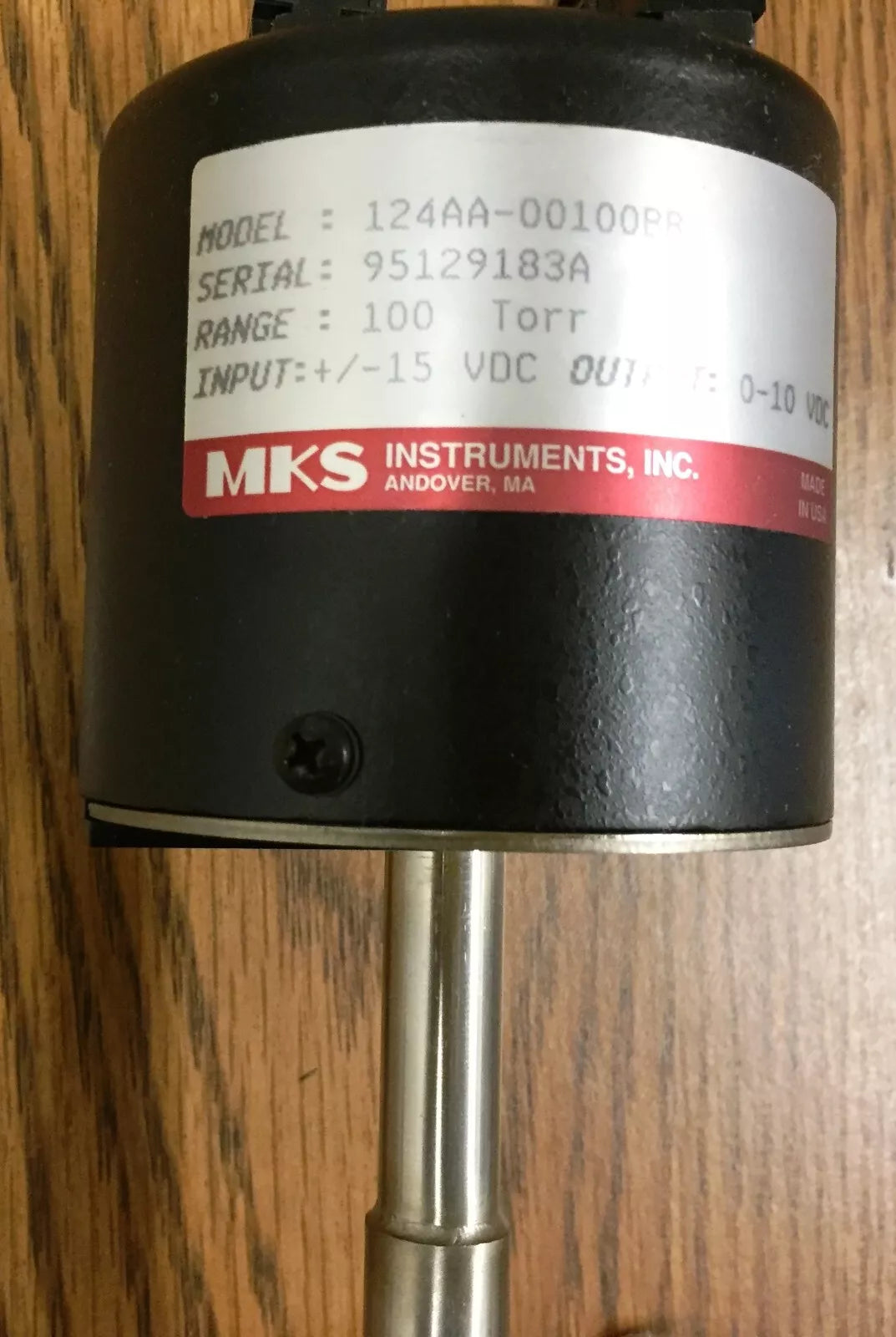 MKS 124AA-00100BB Baratron TYPE 124 Vacuum Switch - Range100 Torr
