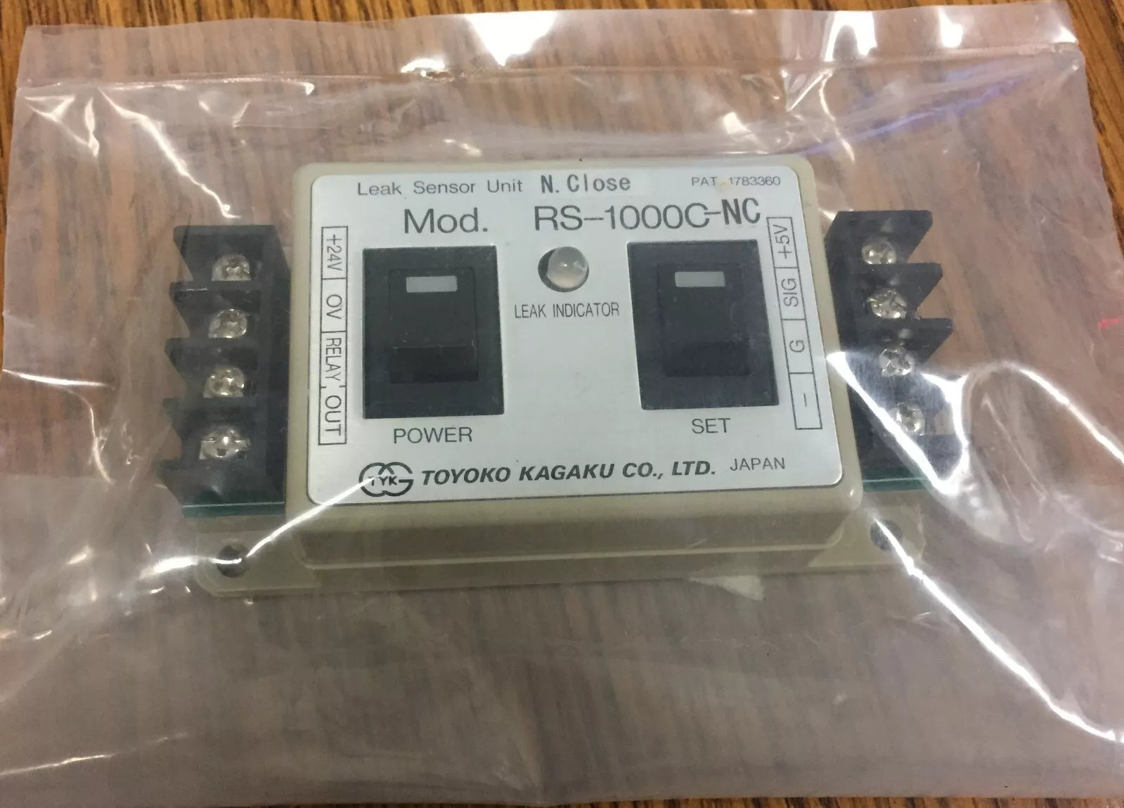 Toyoko Kagaku RS-1000C 24VDC Leak Sensor Unit