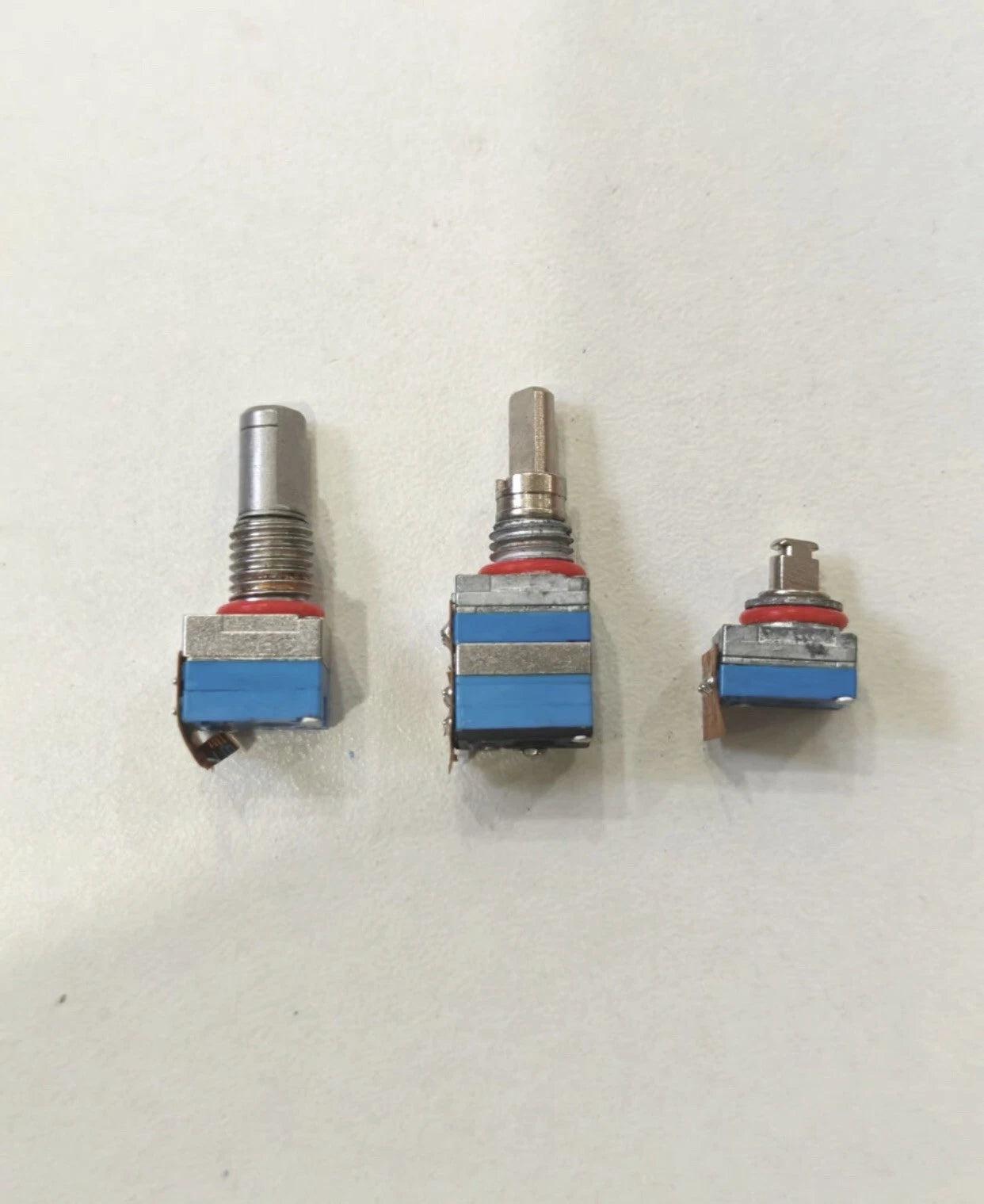 APX Potentiometer Switches - High-Quality Selection