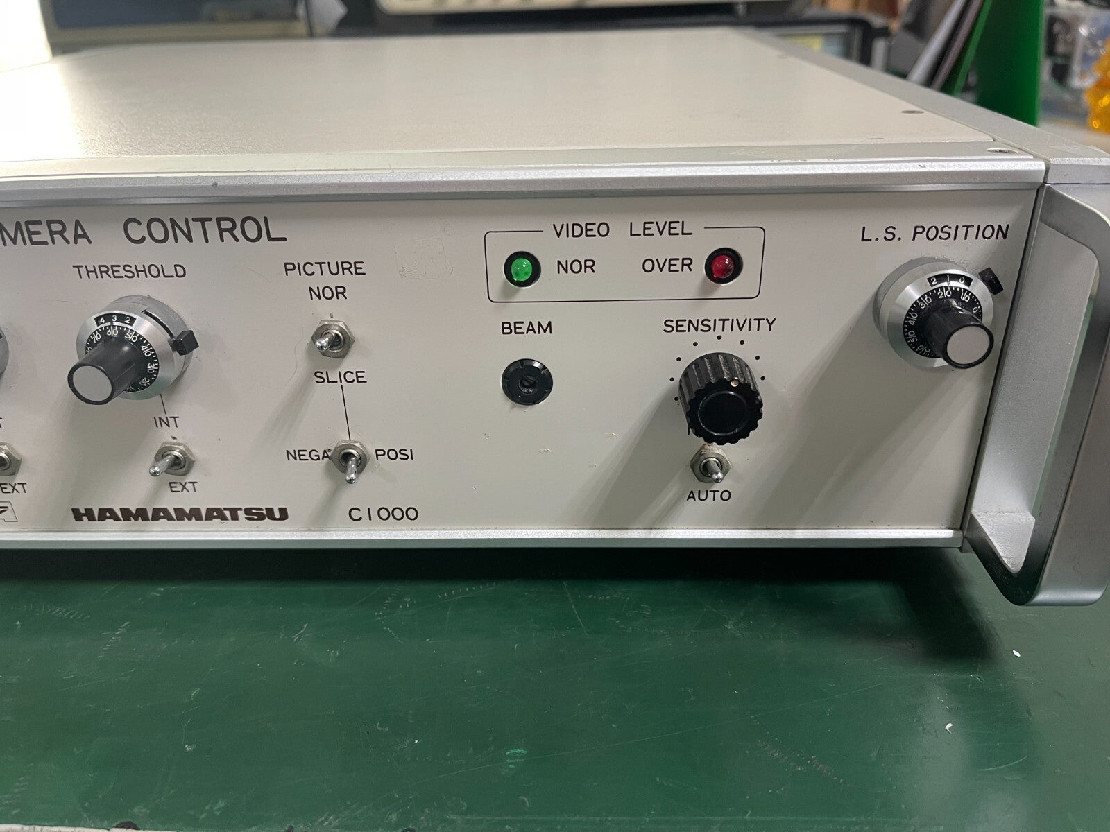 Hamamatsu C1000 Camera Controller _4398