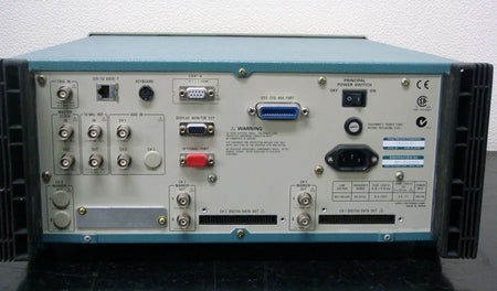 Tektronix AWG420 01/03/05 200MHz 16bit 2ch Airbitarity Waveform Generator