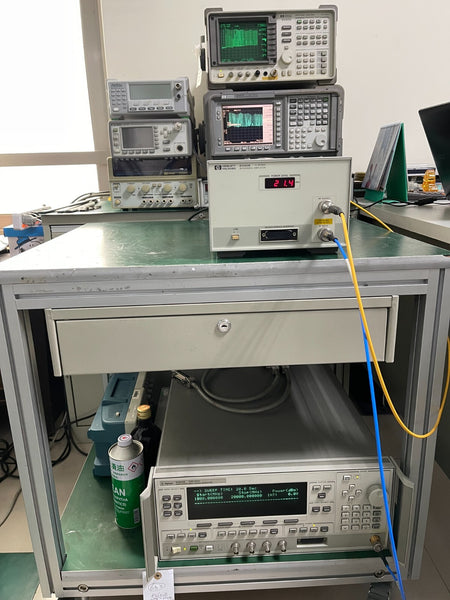 HP Agilent 8349B 2GHz - 20GHz Microwave Amplifier _ 03832 - XG eqpt