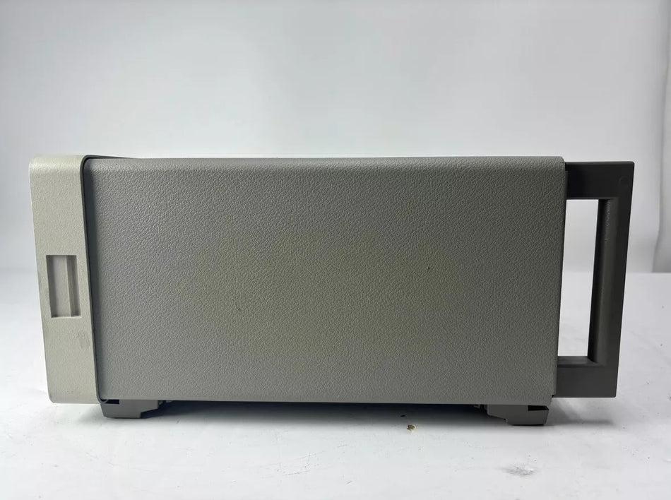 USED 1PCS HP 8648C 100kHz to 3.2 GHz Synthesized RF Signal Generator