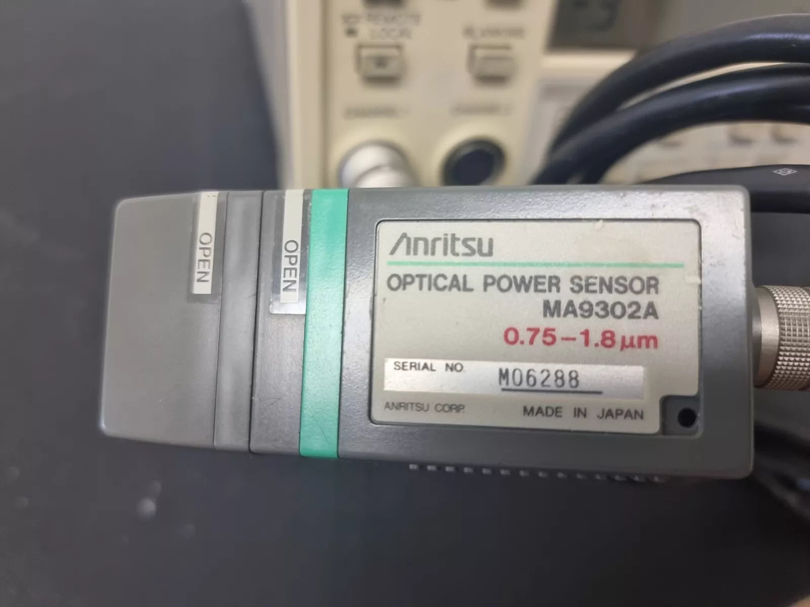 Anritsu ML910B Optical Power Meter with MA9302A Sensor Sold As-Is
