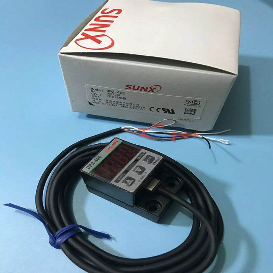 SUNX DP2-40E DP240E Pressure Sensor