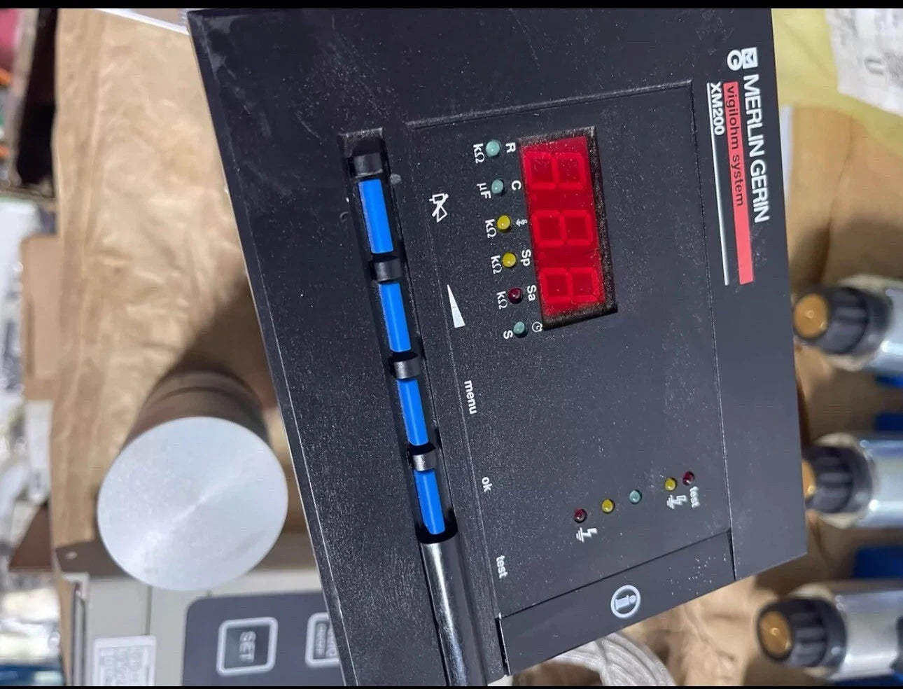 MERLIN GERIN XM200 Circuit Breaker for Industrial Use