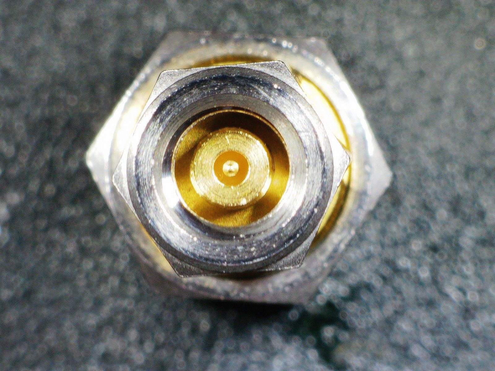 Waka 02R0234-00 1.0mm-1.85mm Connector