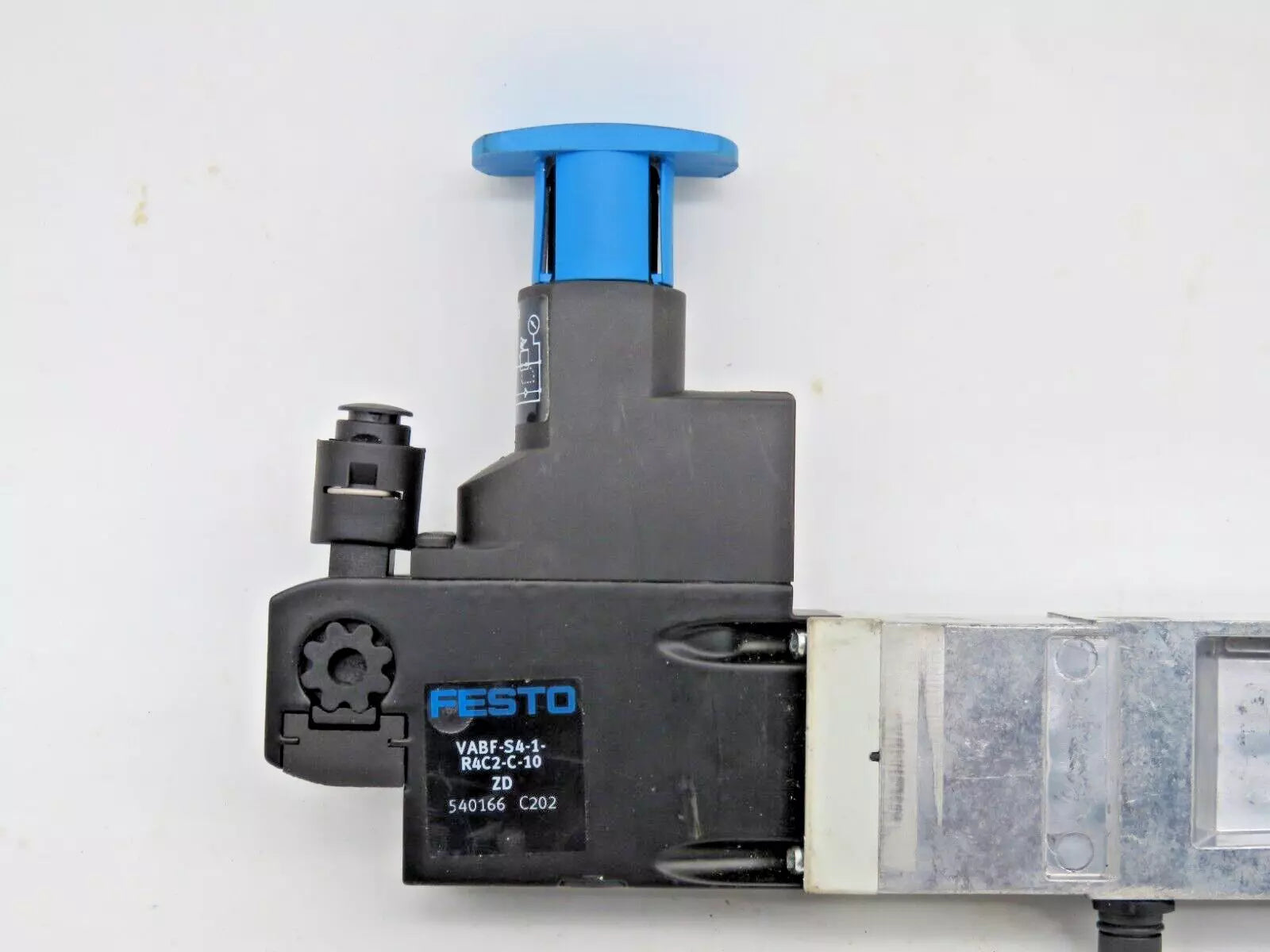 Festo VABF-S4-1R4C2-C-10 ZD Regulator Plate for Compressed Air IP65
