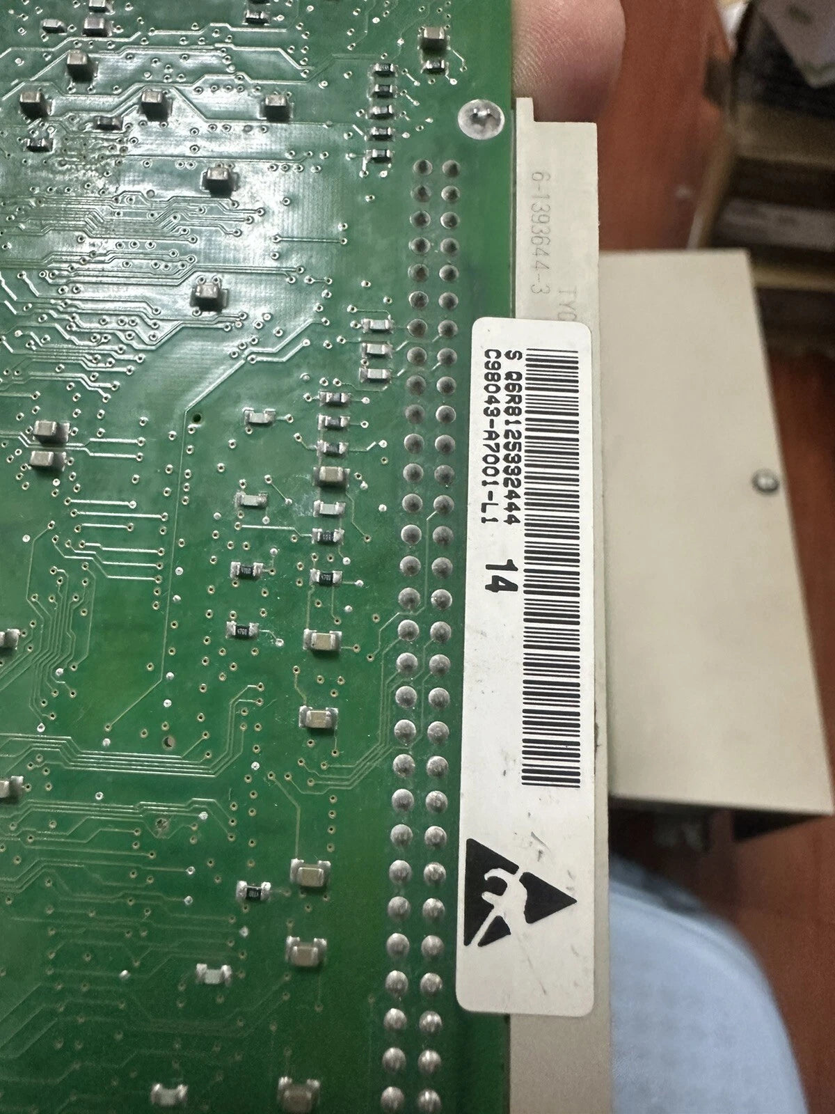 High-Performance Wireless Router C98043-A7001-L1