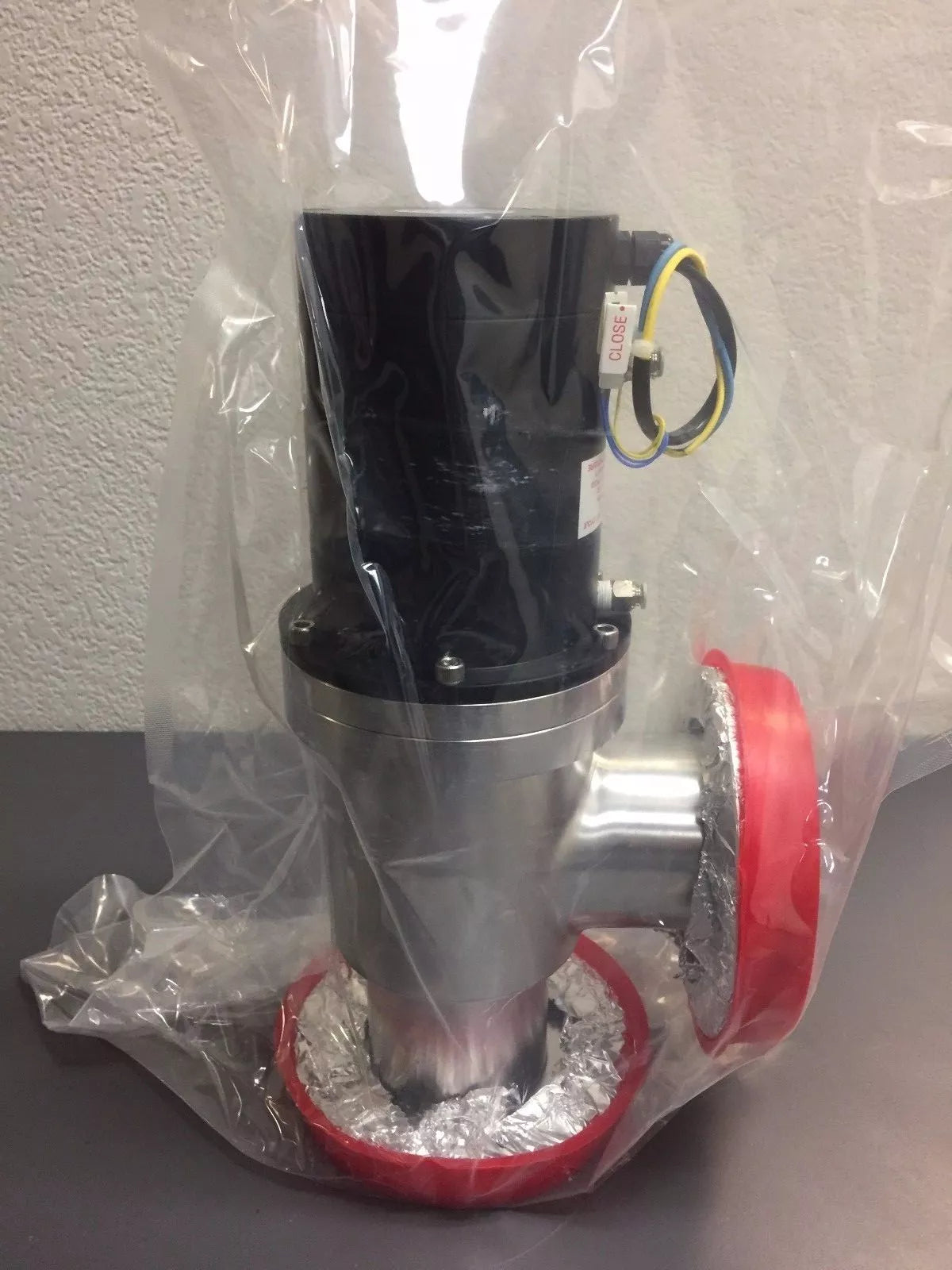 Pneumatic High Vacuum Gate 6" Valve Model 14210-0303R