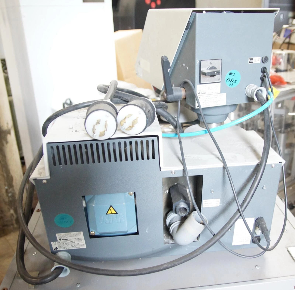 Struers RotoPol-31 Grinding / Polishing Machine with RotoForce-4