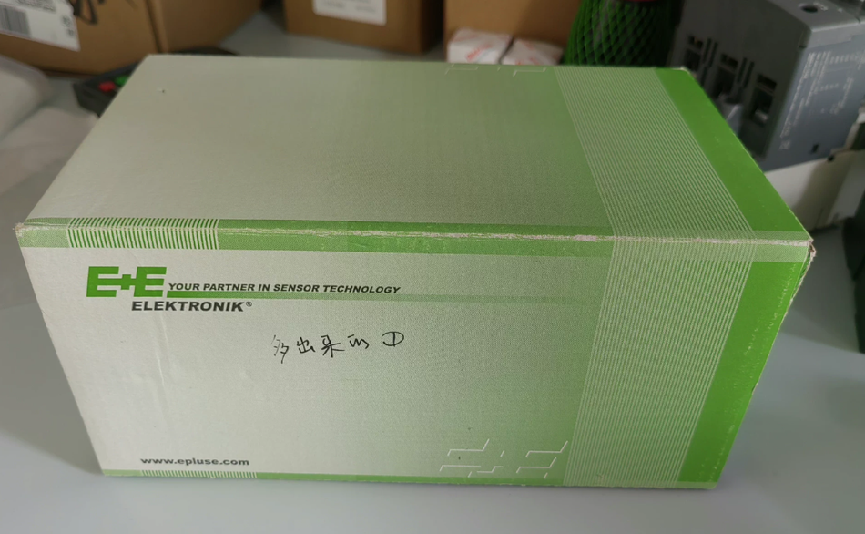 E+E EE210-M1T3A6D1SBL0SBH50 Temperature and Humidity Sensor